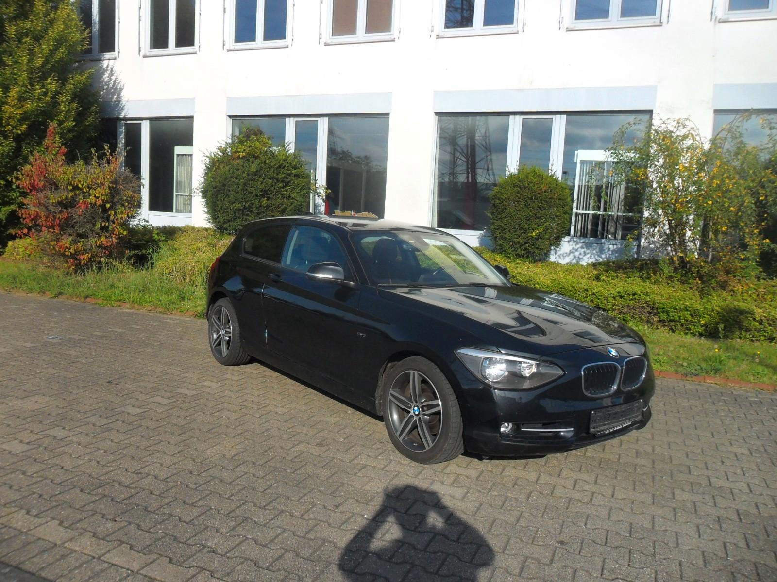 BMW 118 1Limousine Sport*Klima*Navi*Alu*0172/9026929