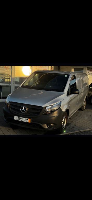 Image of Mercedes-Benz Vito