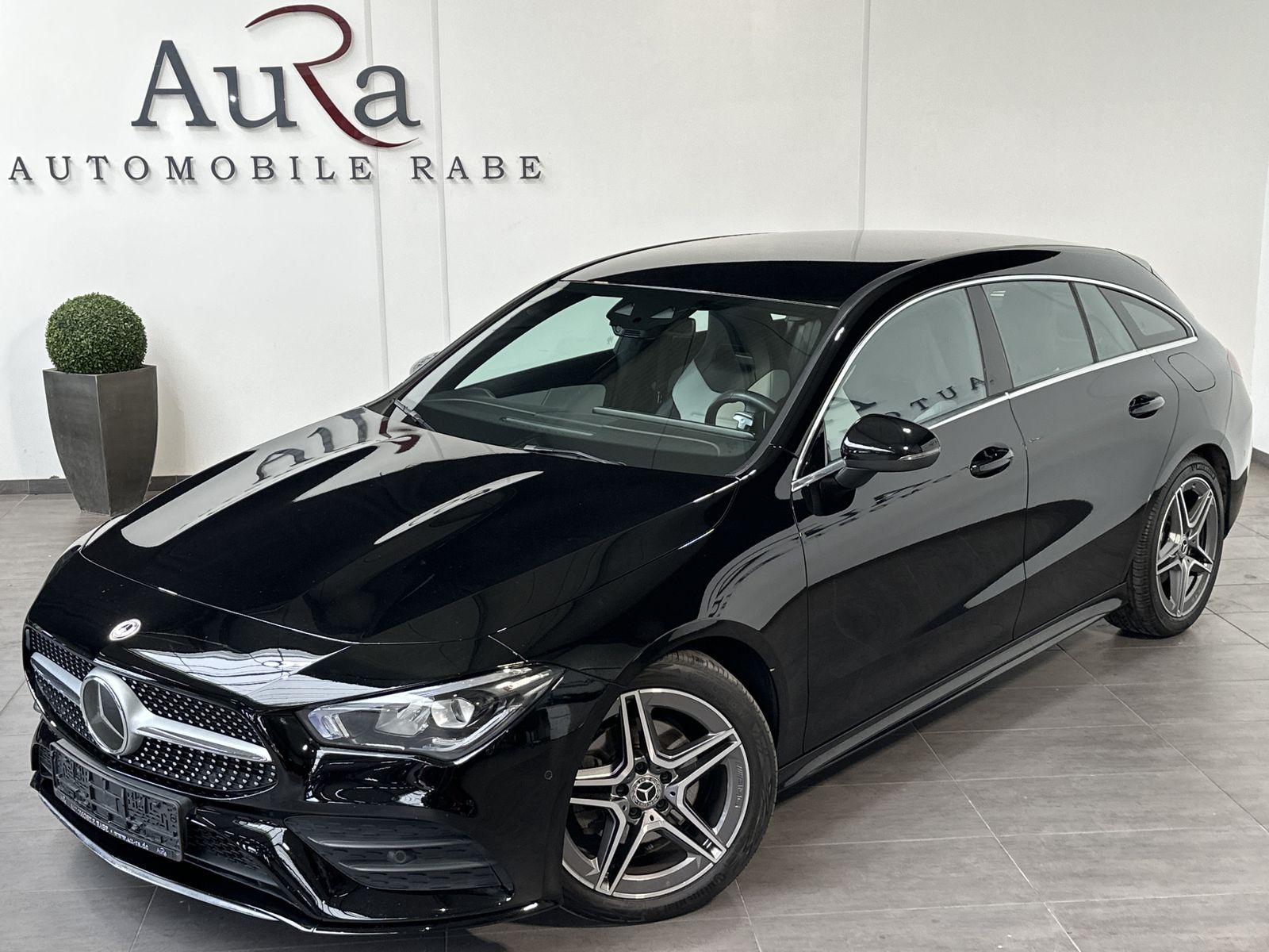 Fahrzeugabbildung Mercedes-Benz CLA 200d Shooting Brake AMG-Line NAV+LED+KAM+ACC