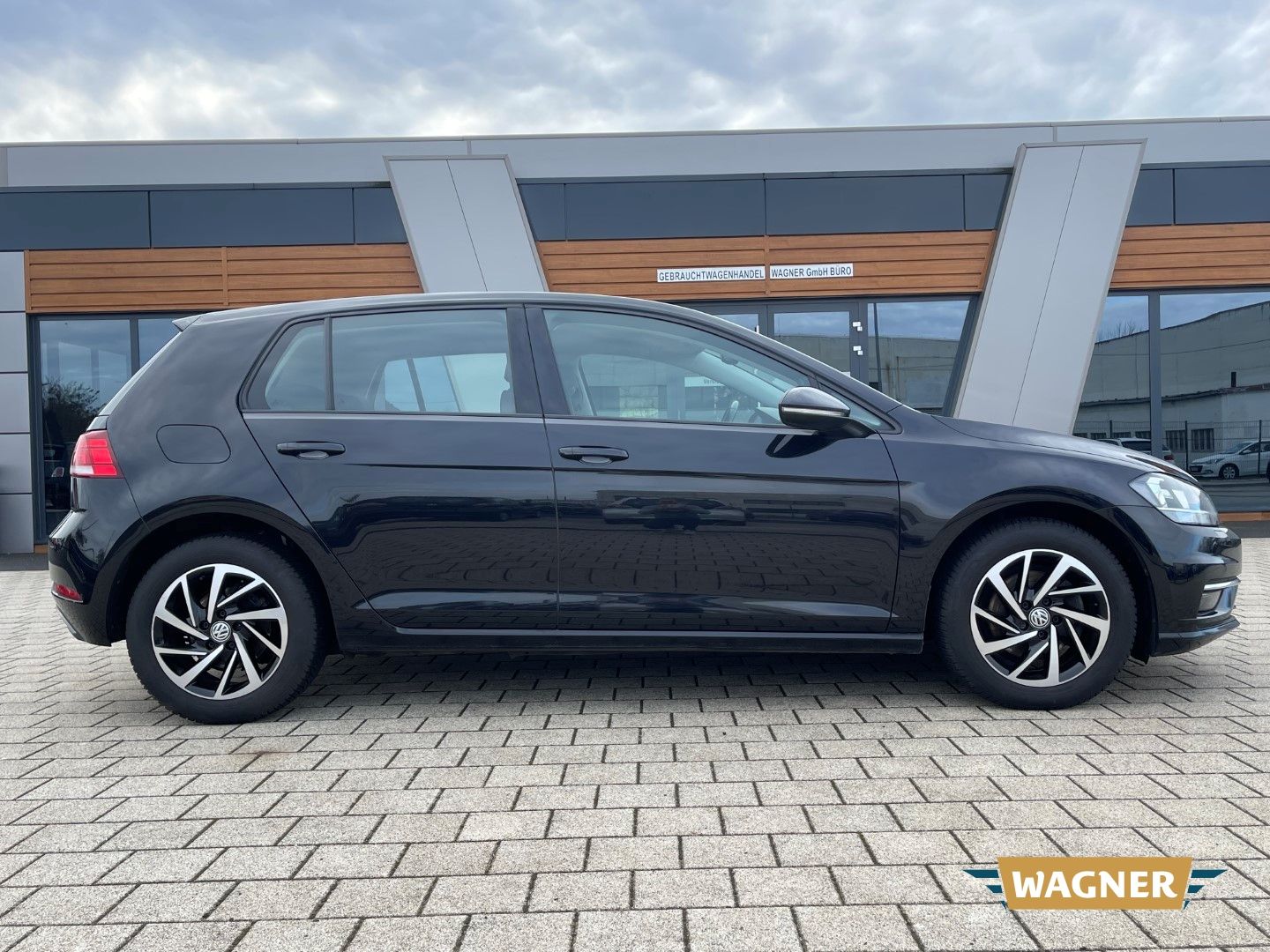 Fahrzeugabbildung Volkswagen Golf VII Comfortline BMT Start-Stopp