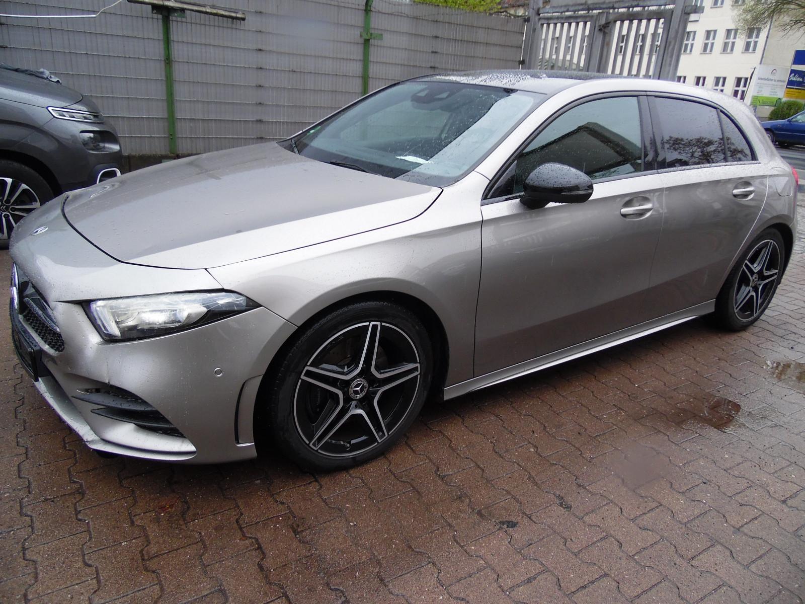 Mercedes-Benz A 220 DCT 4Matic AMG Line Pano MBUX LED