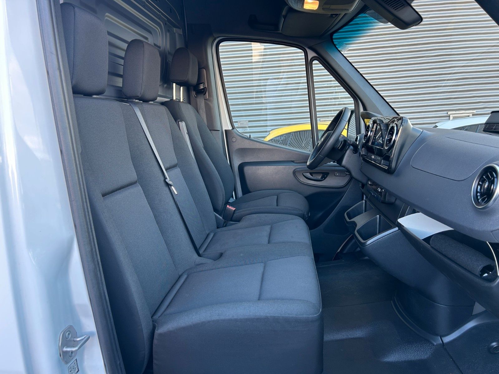 Fahrzeugabbildung Mercedes-Benz Sprinter 317 CDI 9G 3665 Klima 360Kamera Schwing