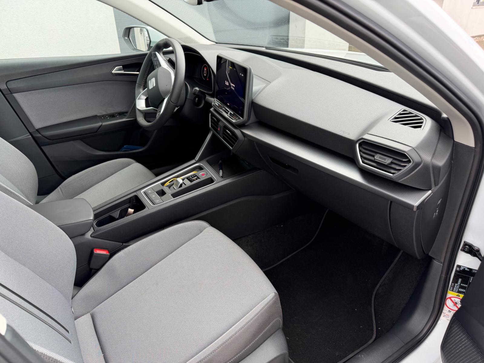 Seat Leon Sportstourer 2.0 TDI 110 kW Style