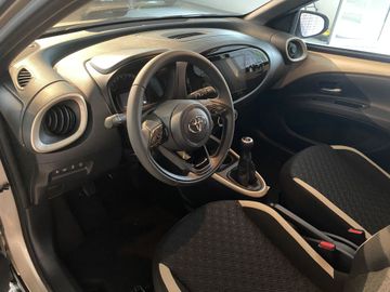 Toyota Aygo X Teamplayer