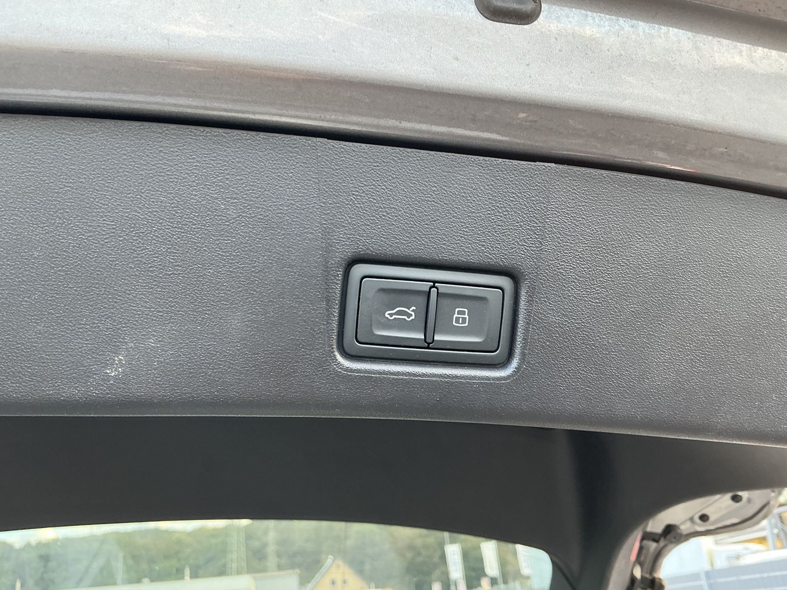 Audi Q4 e-tron 40 Komfort Memory Matrix-LED R.Cam ACC imagem 3