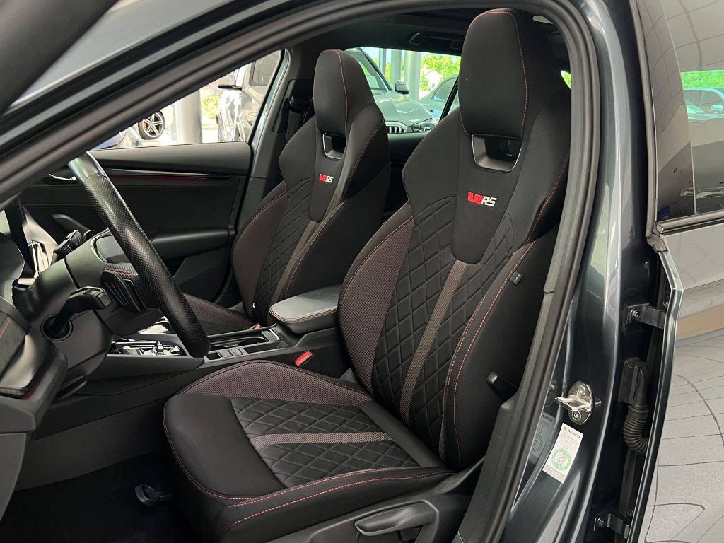 Skoda Octavia RS Combi 2.0 TSI*LED*PANO*TOTW*VIRTU*DAB