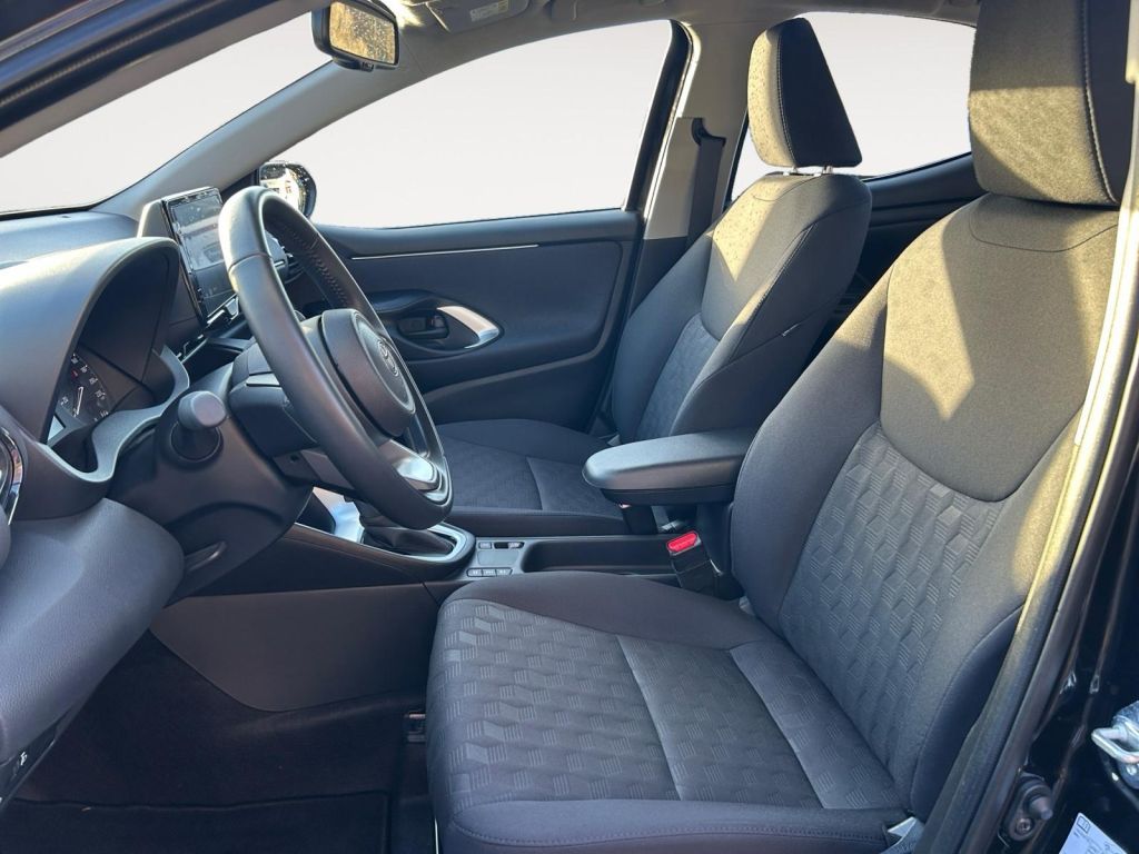 Fahrzeugabbildung Toyota Yaris Hybrid 116 1.5 VVT-i Comfort