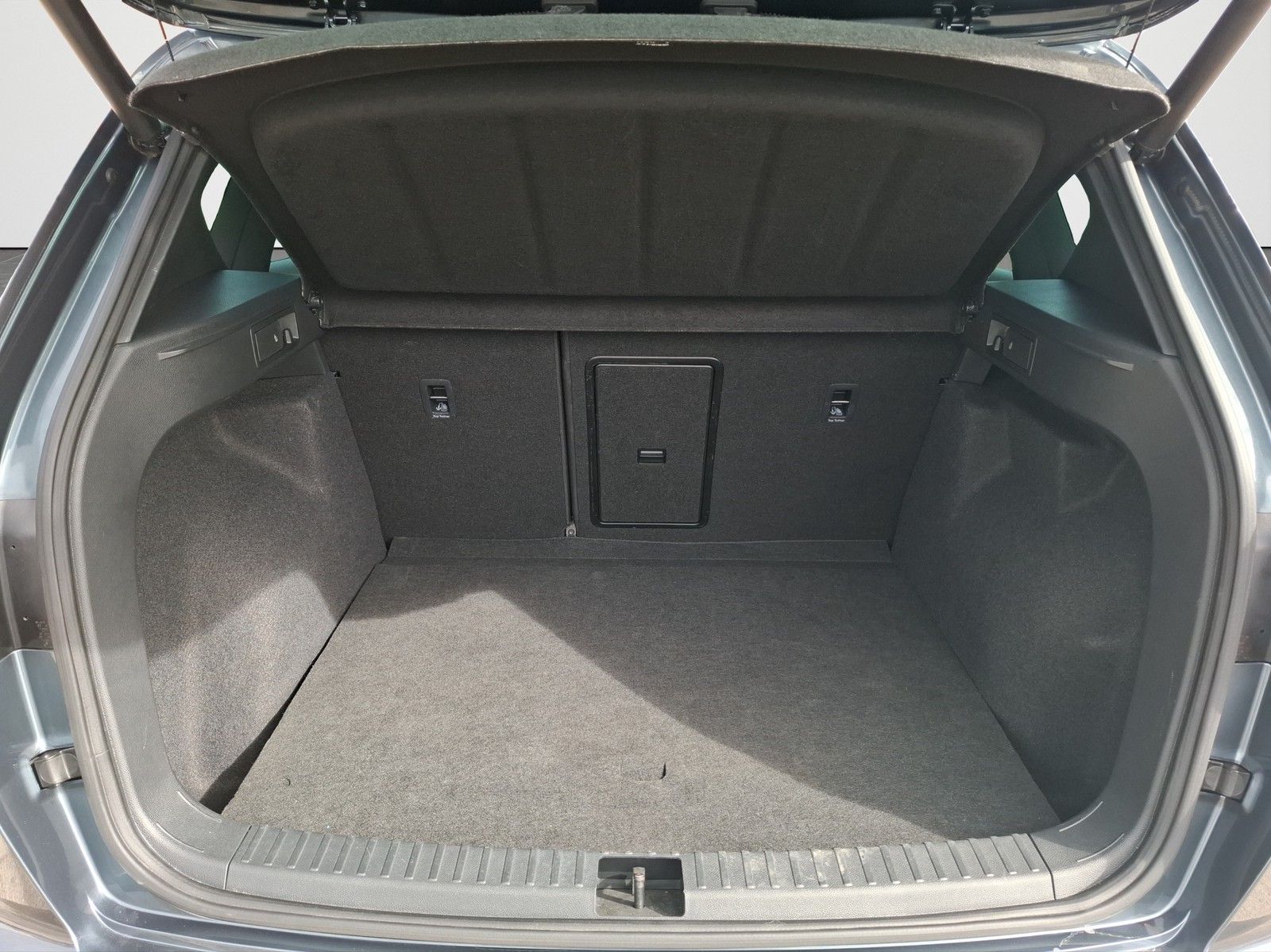 CUPRA Ateca 2.0 TSI 4Drive DSG / ACC / PANORAMA / SITZ - Image 16