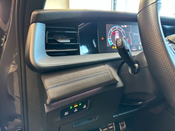 Volkswagen Tayron *R-LINE*1.HAND*MASSAGE*7-SITZER*ACC*