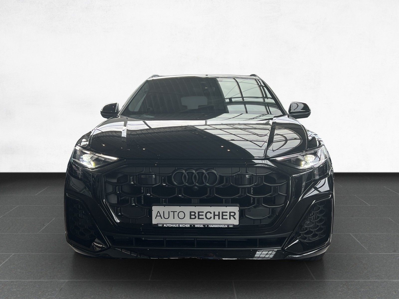 Audi Q8 S line TFSIe quattro 360 kW tiptr. /AHK/Navi imagem 3