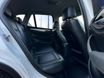 BMW X1 - 10