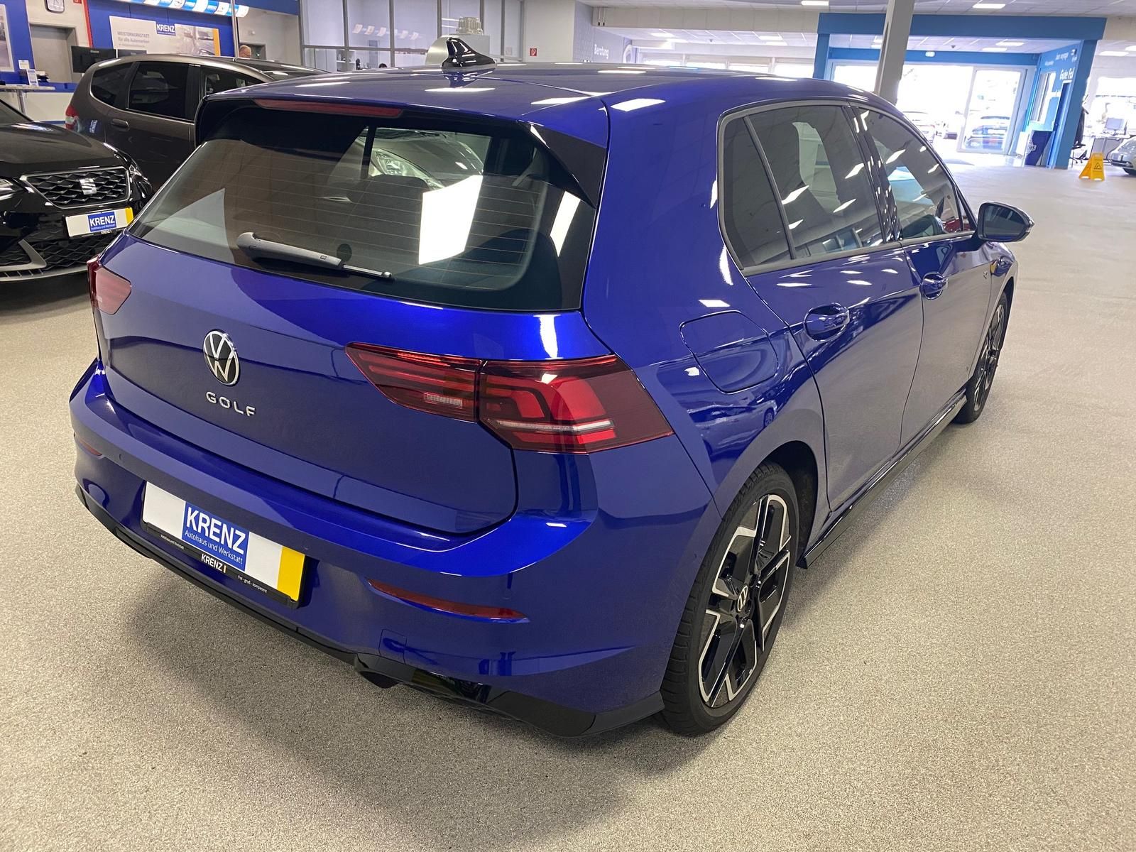 Fahrzeugabbildung Volkswagen Golf 1.5 eTSI R-Line DSG+ACC+360°+HUD+HARMAN KAR