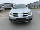 Mitsubishi Outlander 2.0 Intense - Mitsubishi Outlander Intense mit Benzin-Antrieb