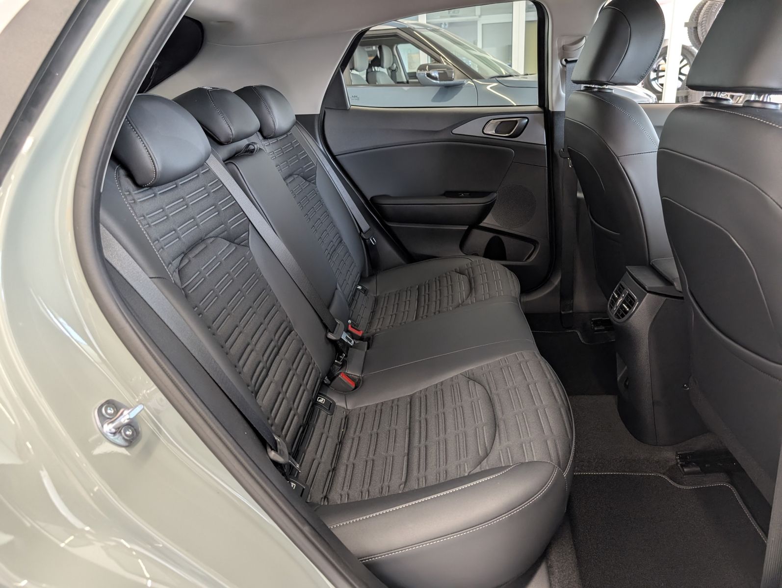 KIA XCeed 1.6 T-GDI 150 DCT Spirit JBL Sound – Bild 11
