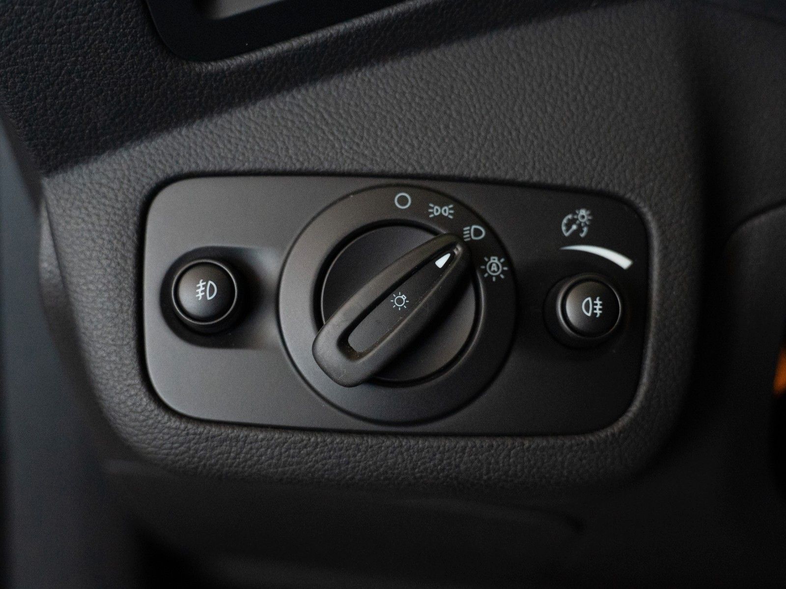 Fahrzeugabbildung Ford Kuga ST-Line AUTOM./ALLRAD/WINTER-P./NAVI