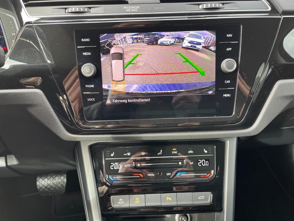 VW Touran R-Line 150PS DSG #ACC #NAVI #IQ. VW Touran R-Line 150PS DSG #ACC #NAVI #IQ.