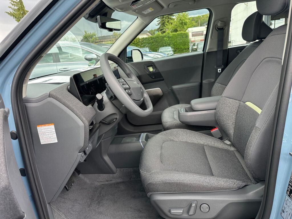 Fahrzeugabbildung Kia EV2 Elektro 42,2 kWh SHZ KAMERA H/K ACC LED 360°