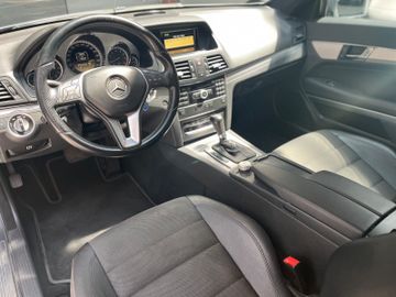 Mercedes E 200 - 11