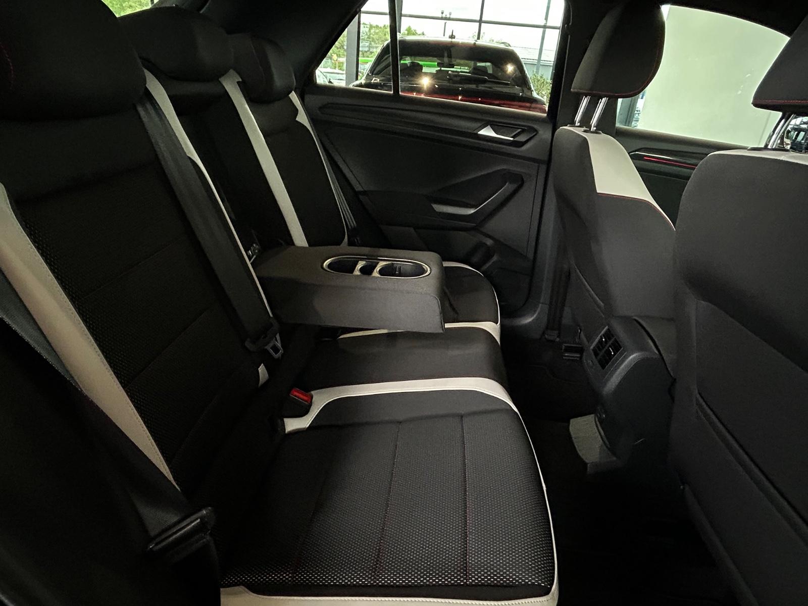 Volkswagen T-Roc Sport 4Motion*LED*VIRTUAL*ASSIST*NAVI*AMBI
