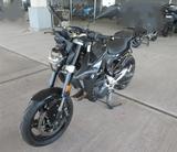 BMW F 900 R A2 mit Seitenschaden - BMW F 900 R