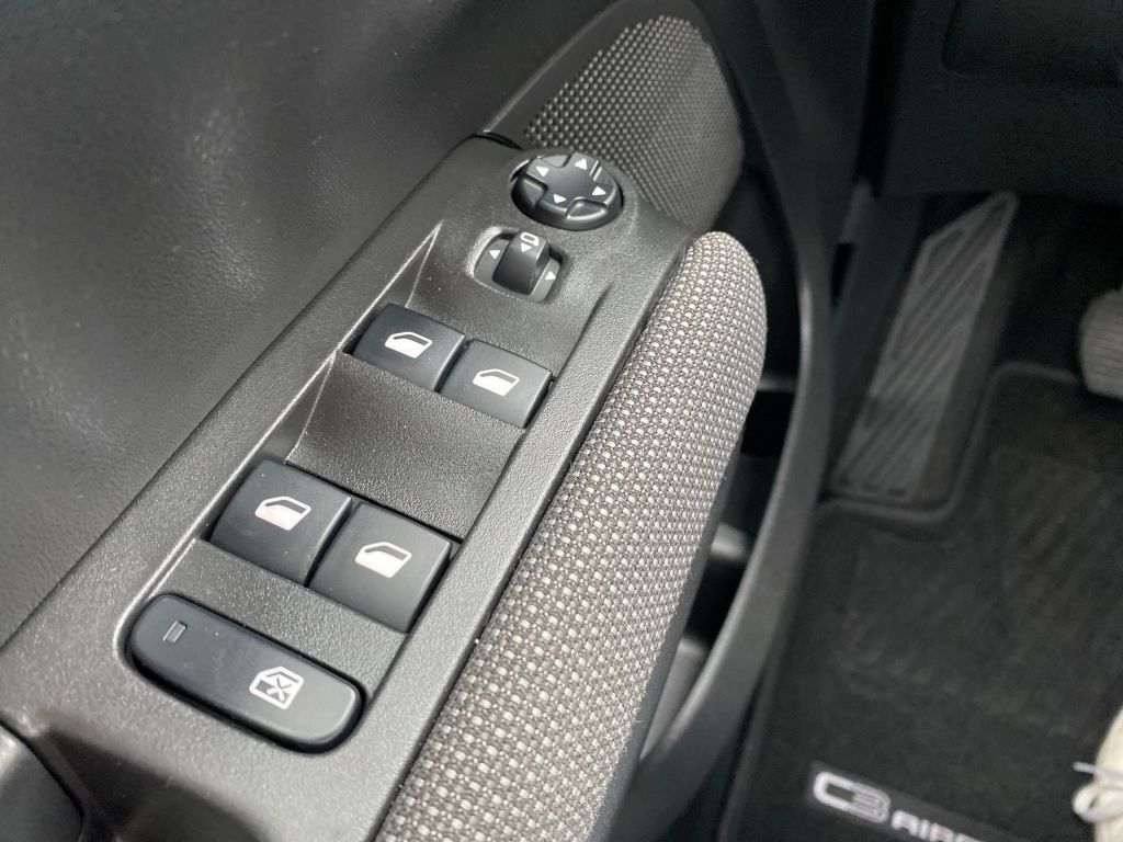 Fahrzeugabbildung Citroën C3 Aircross Benzin 82 Feel*AZV*FamilyPaket*