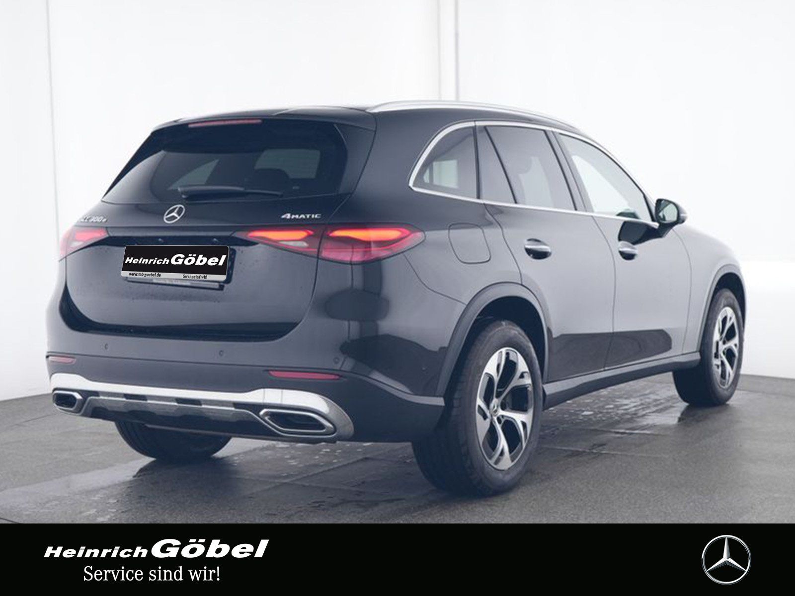 Fahrzeugabbildung Mercedes-Benz GLC 300 e 4M AVANTGARDE+FAHRASSI+DIGITAL+PANO