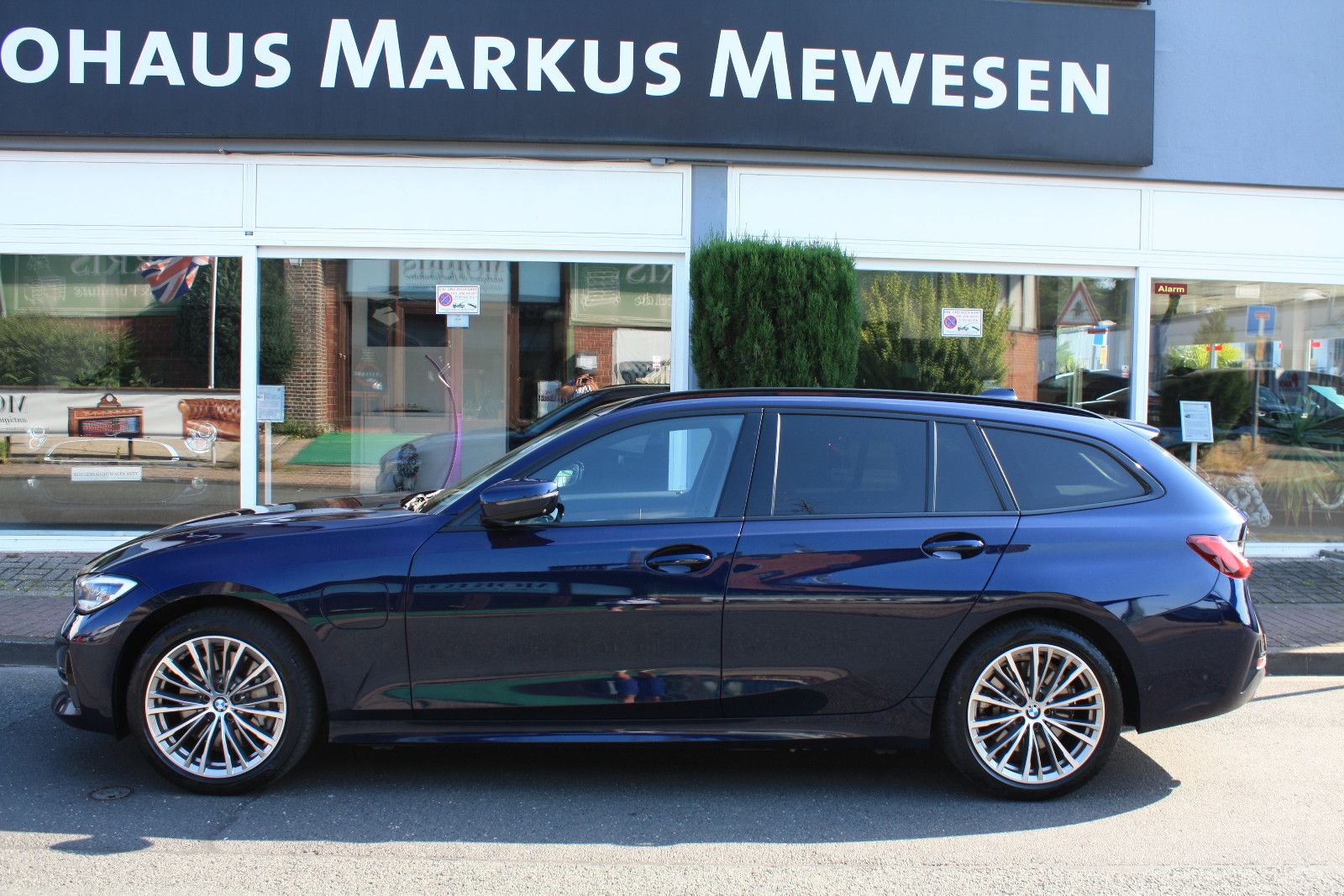 BMW 330 3 Touring 330 e xDrive Sport Line foto 8