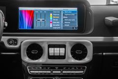 G 350 d BLACK/BLACK AMG LINE SUNROOF MASSAGE 20"