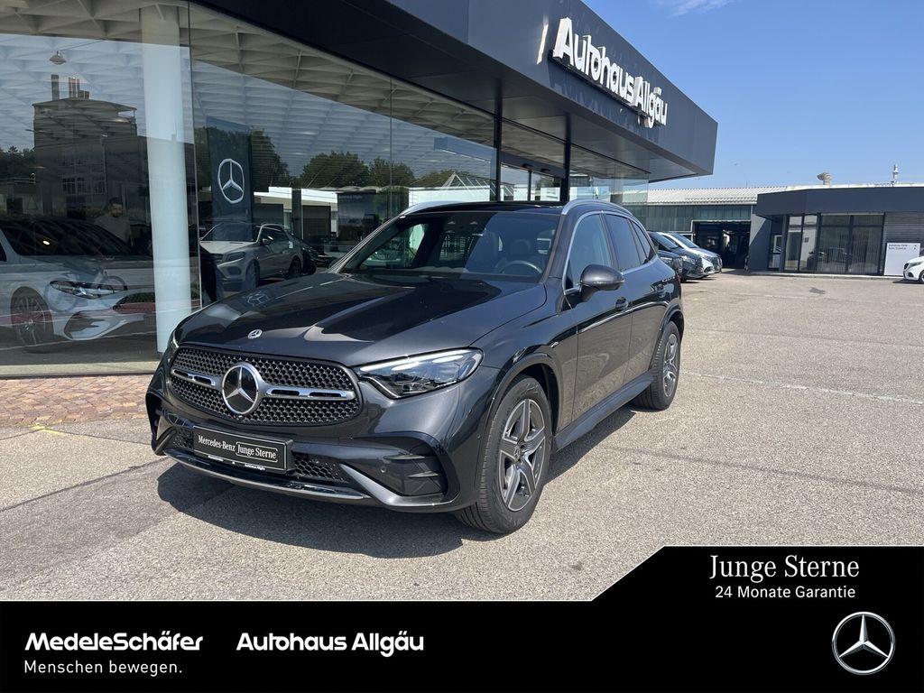 Image of Mercedes-Benz GLC 300