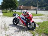 Honda RVF 400 RR - SPORTLER VON 251 BIS 500 CCM