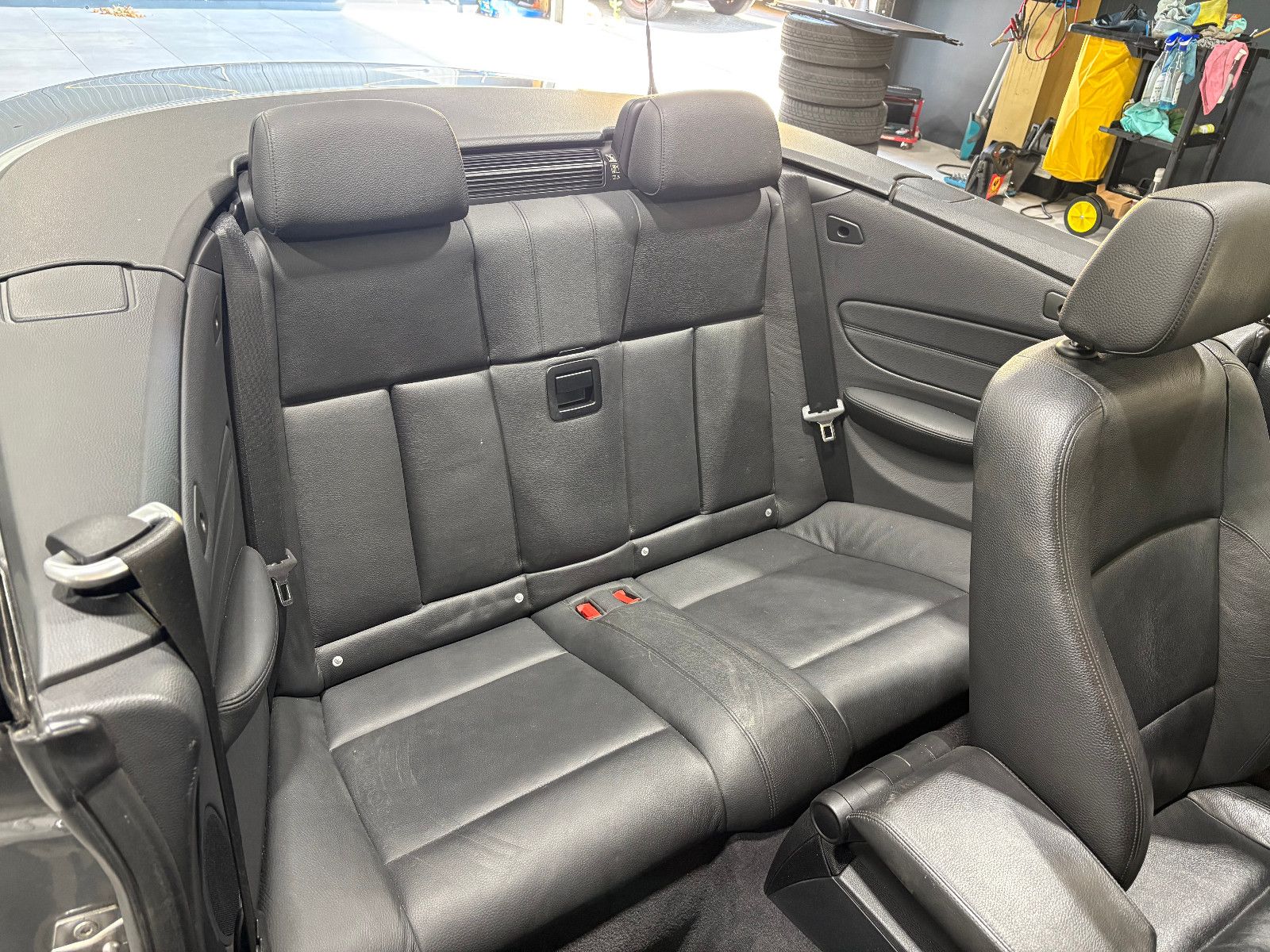 Fahrzeugabbildung BMW 118i Baureihe 1 Cabrio/NAVI/PDC/SHZ/KLIMA/8-FACH