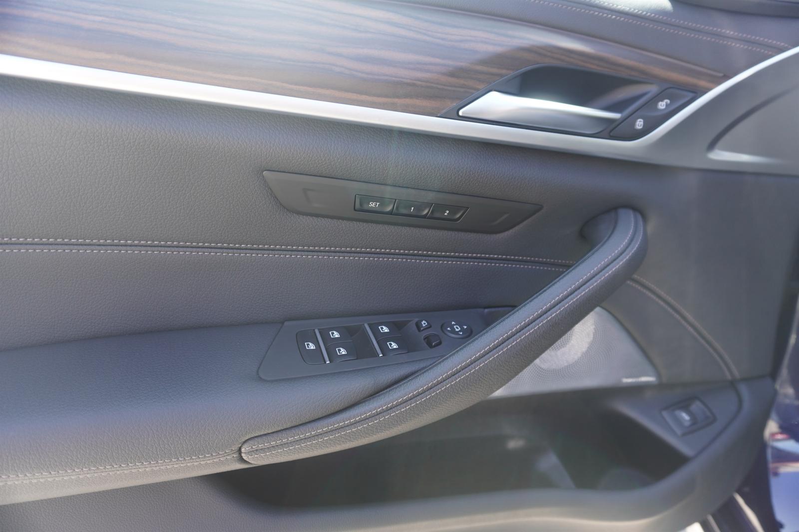 BMW 540d xDrive Touring Laserlicht HeadUo 360Kamera 