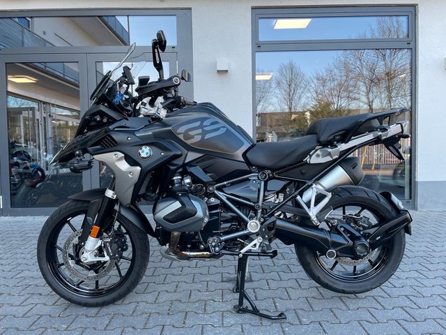 BMW R 1250 GS Triple Black 4-Pakete SOS RDC Sitzheiz