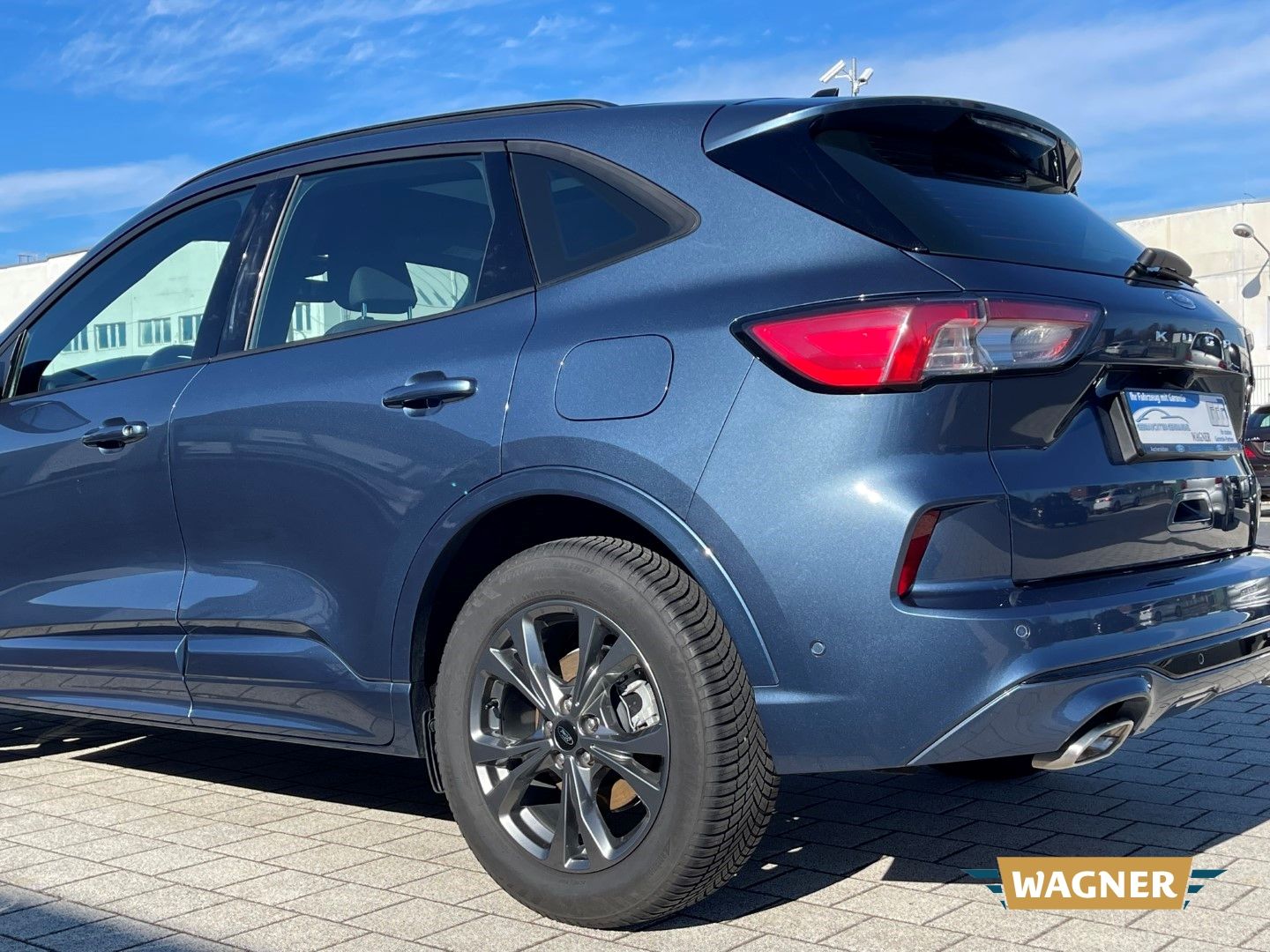 Fahrzeugabbildung Ford Kuga ST-Line Lenkradheizung Keyless Sitzheizung