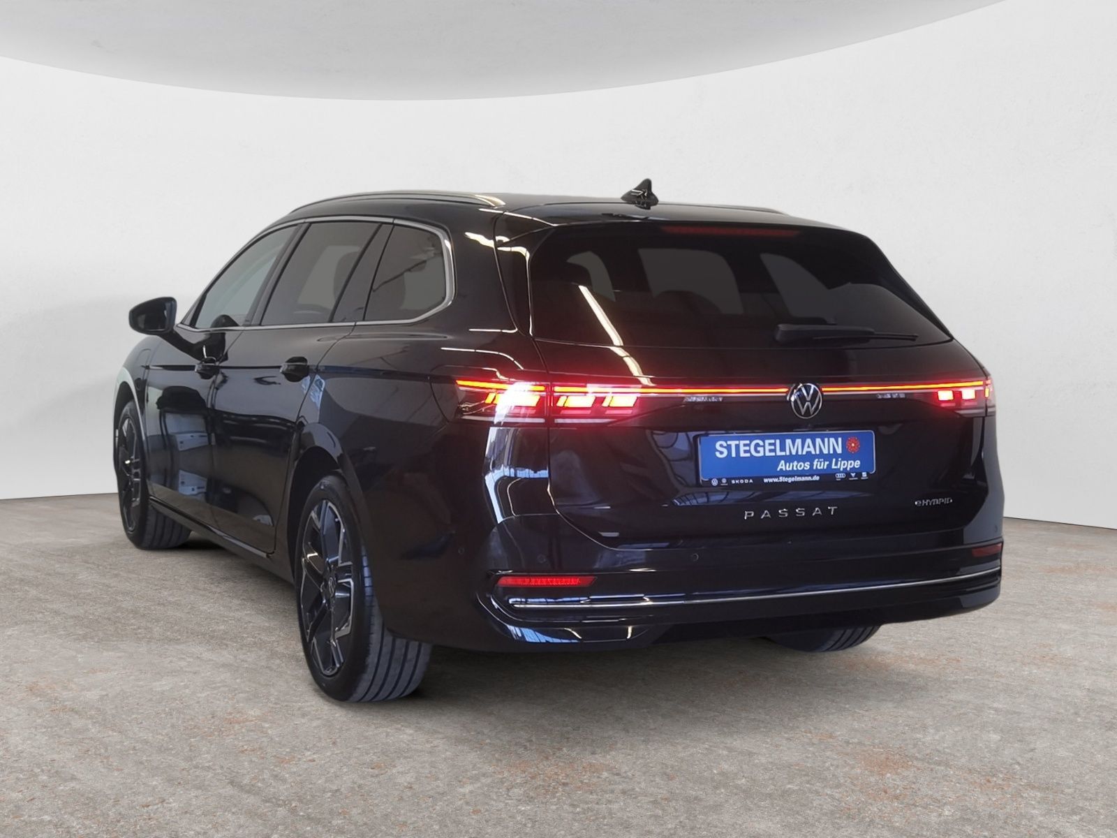 Volkswagen Passat Elegance 1,5 l eHybrid OPF 6-Gang-Doppelk foto 3