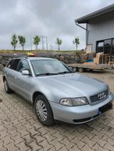 Audi A4 B5 2.8l quattro - Audi A4 aus 1997: Kombi