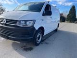 Volkswagen VW T6 Transporter langer Radstand - Volkswagen T6 Transporter: Langer Radstand