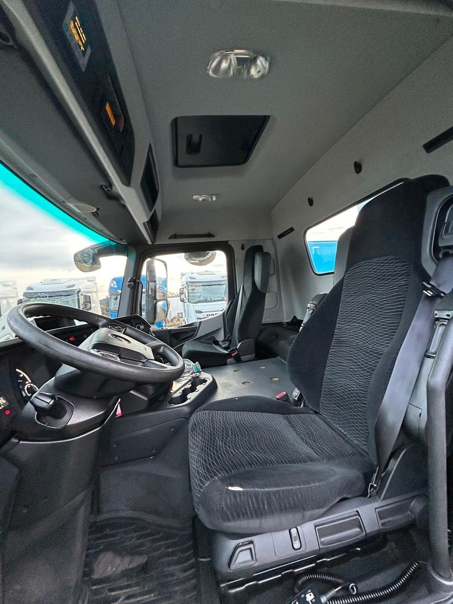 Fahrzeugabbildung Mercedes-Benz 1840 L Antos mit 2-Achs Kühlauflieger