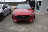 Ford Focus ST-Line X Autom-AHK-HeadUp-WP-Navi-ACC - Ford Focus: Rot