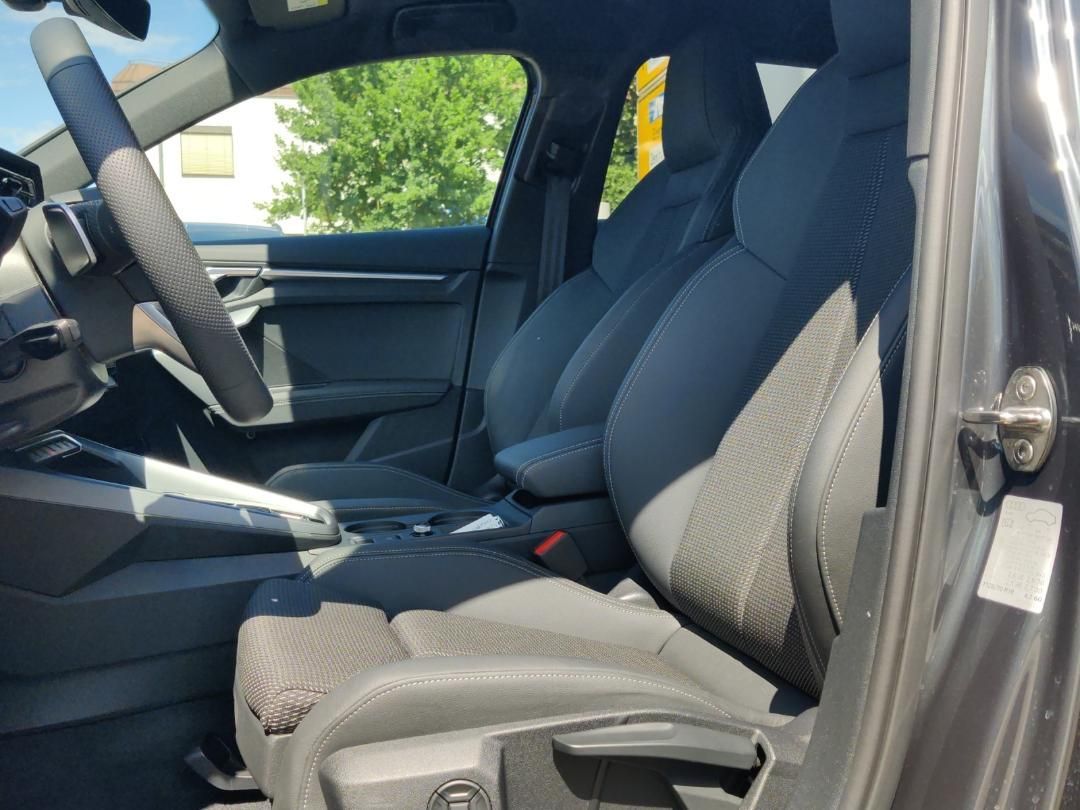 Fahrzeugabbildung Audi A3 Sportback 1.5 (MHEV) TFSI 85 kW advanced 360