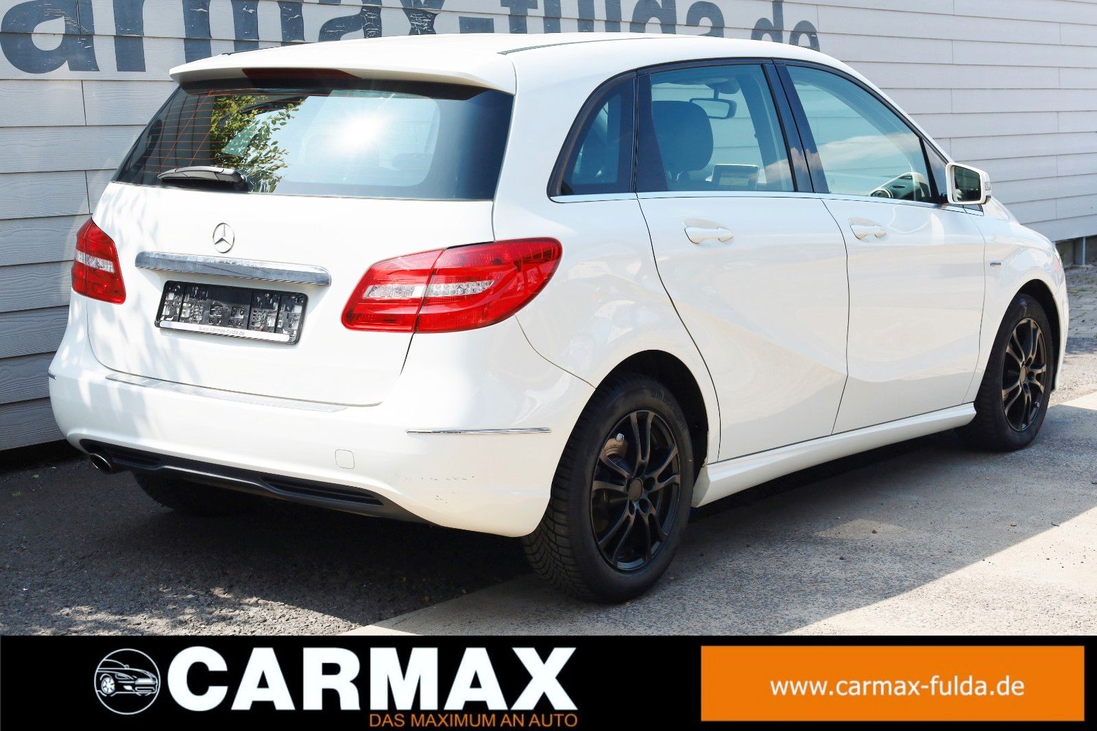 Fahrzeugabbildung Mercedes-Benz B 180 Leder,Navi,Xenon,SH,PDC,SR+WR