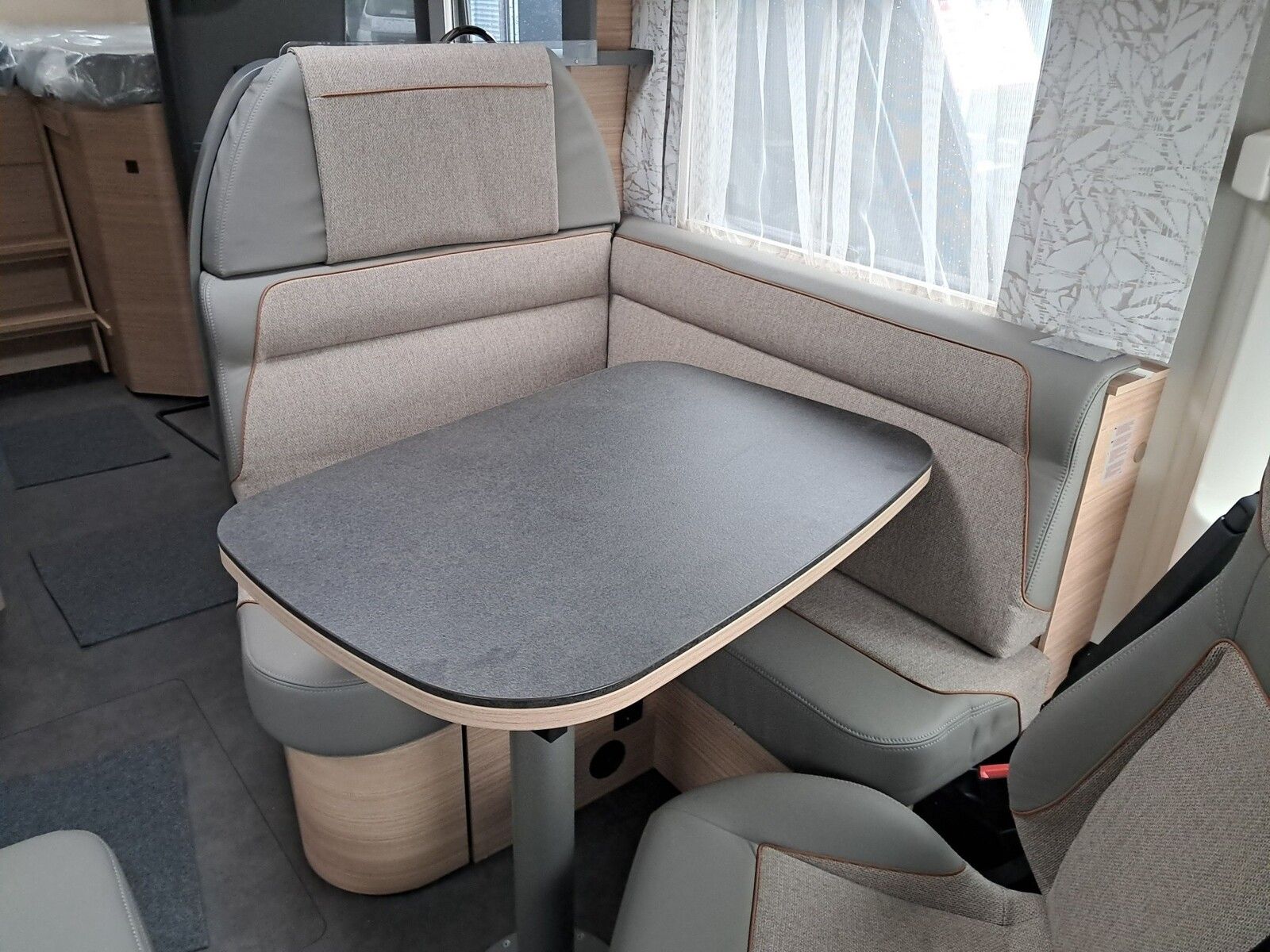 Fahrzeugabbildung Malibu I 450 RB LE comfort Navigation, RFK, TV