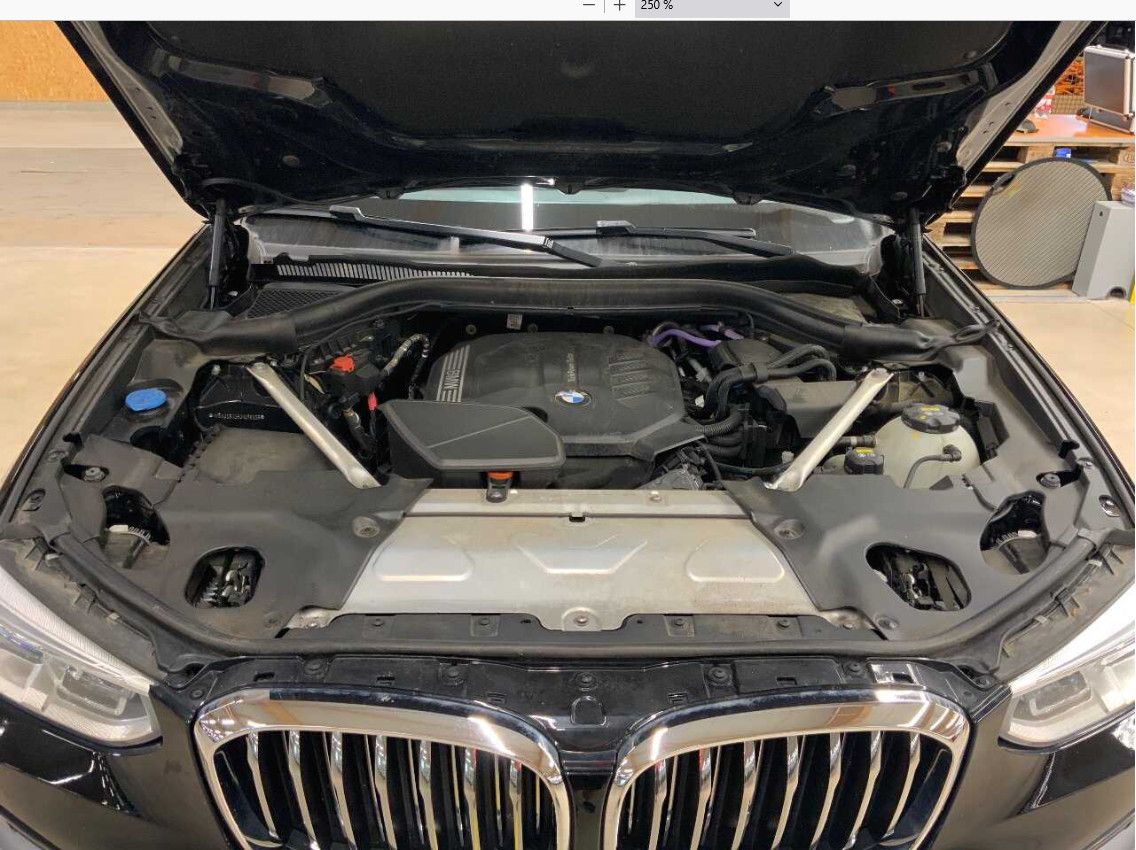 Fahrzeugabbildung BMW X3 xDr 20d AT8 LED/ACC/LEDER/VIRTU/NAVI/HIFI/DAB