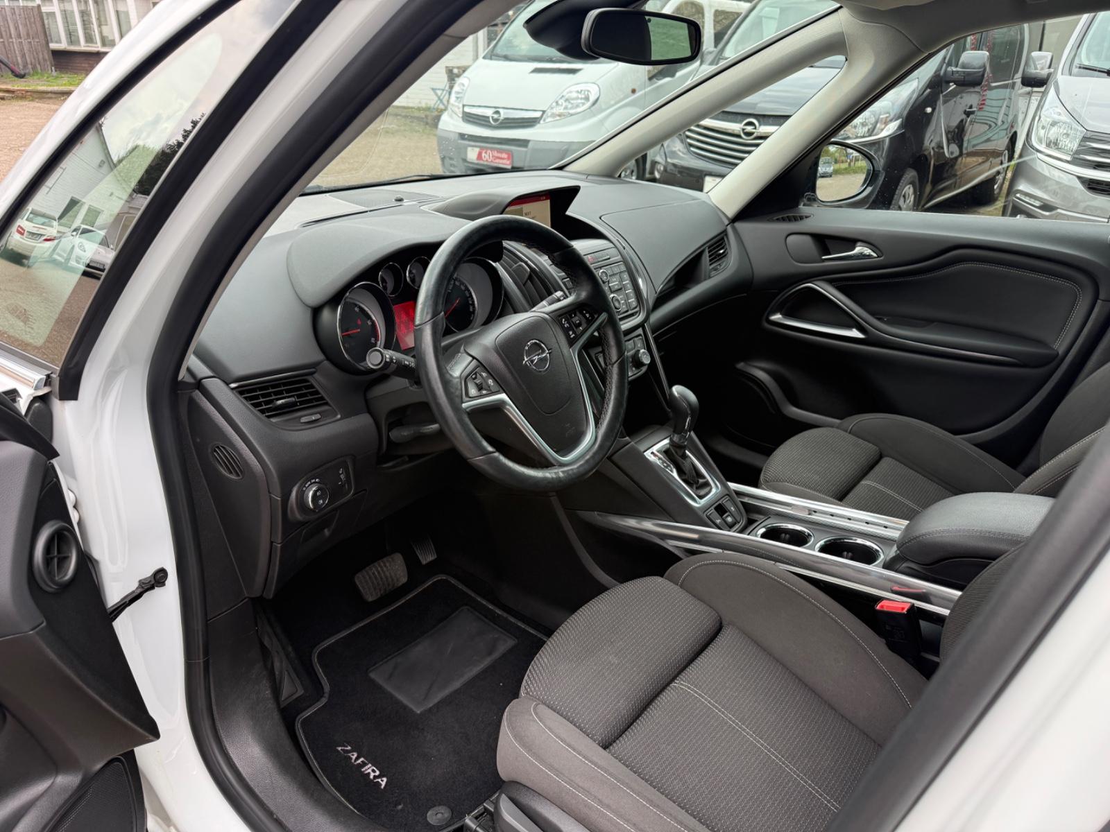 Opel Zafira Aut.7Sitzer Navi Bi-Xenon FlexFix Kamera