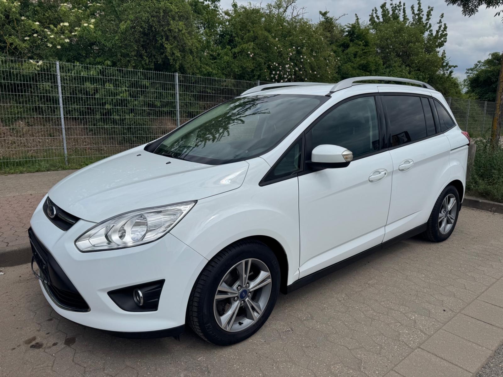 Ford Grand C-Max Sync Edition 81 Tkm