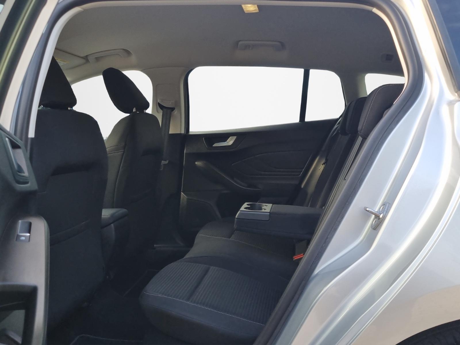 Ford Focus Turnier Titanium X*LED*1HD*ALU*ACC*PDC*SHZ