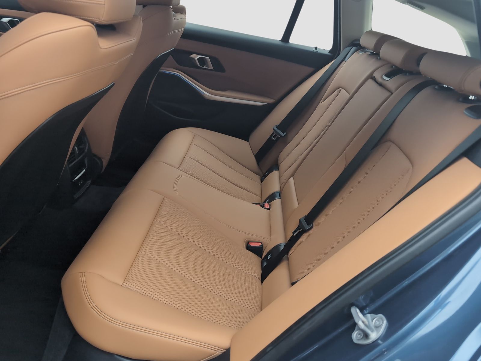 BMW 318 - Bild 9