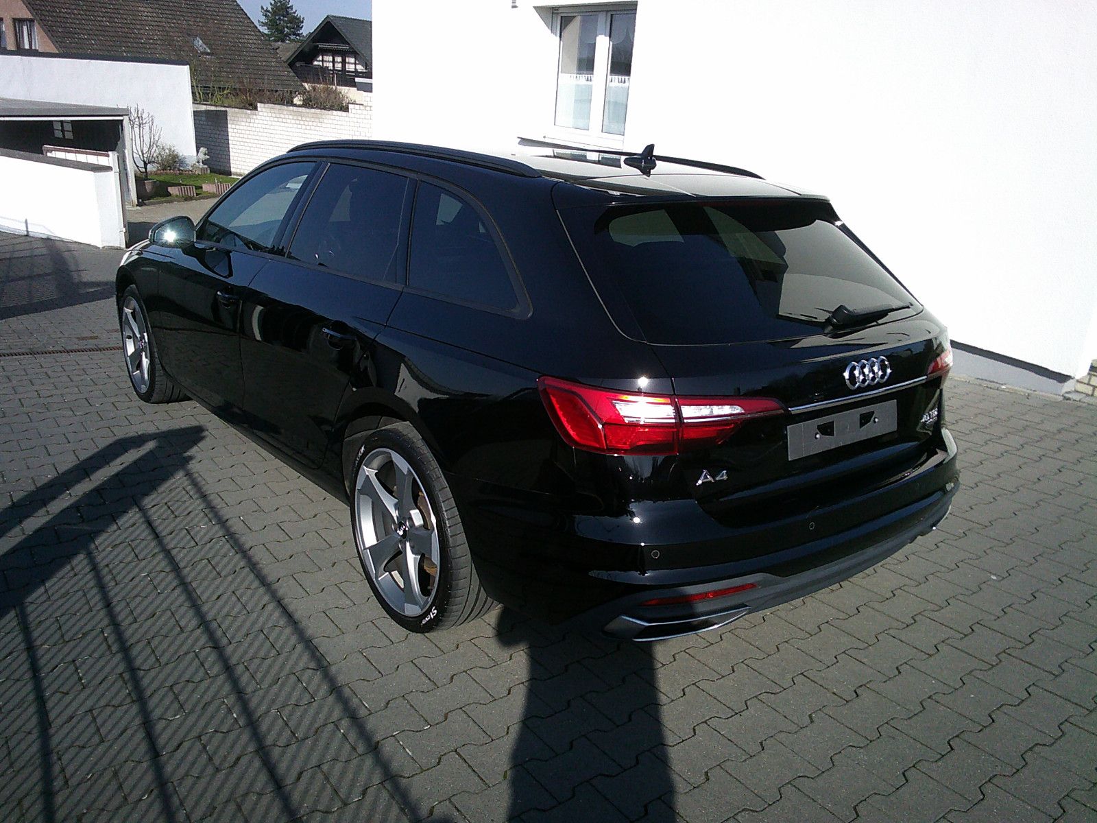 Fahrzeugabbildung Audi A4 Avant 40 TDI quattro S-Line
