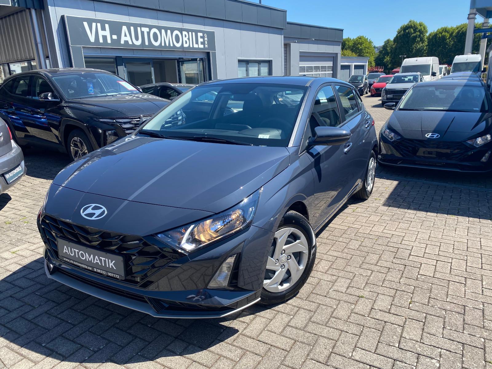 Hyundai i20*AUTOMATIK*NAVI*R.KAMERA&PDC*Lenkrad&Sitzheiz