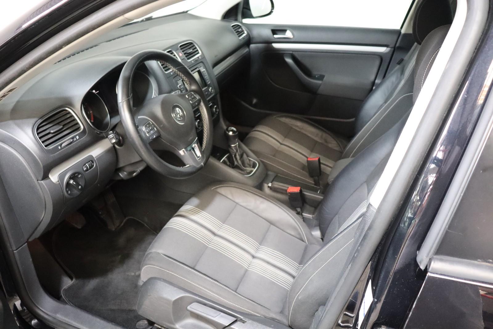 Volkswagen Golf 2012 — photo 12